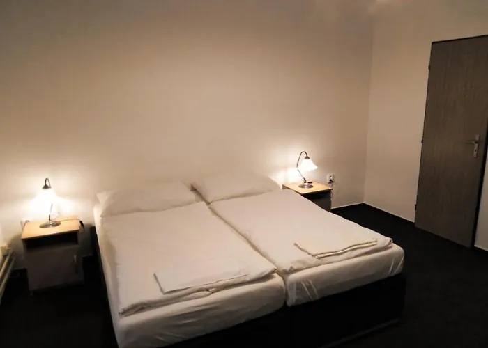 Praded Hotell 2*